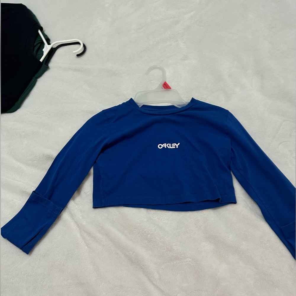 Oakley crop top